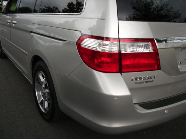 Honda Odyssey 2006 photo 7