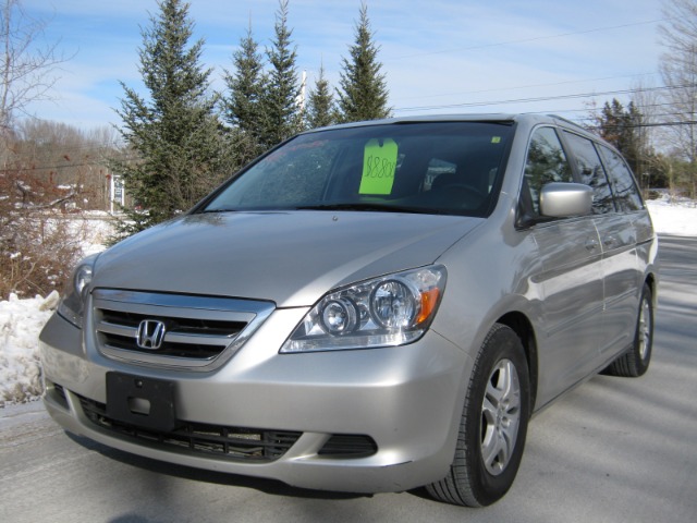 Honda Odyssey 2006 photo 3