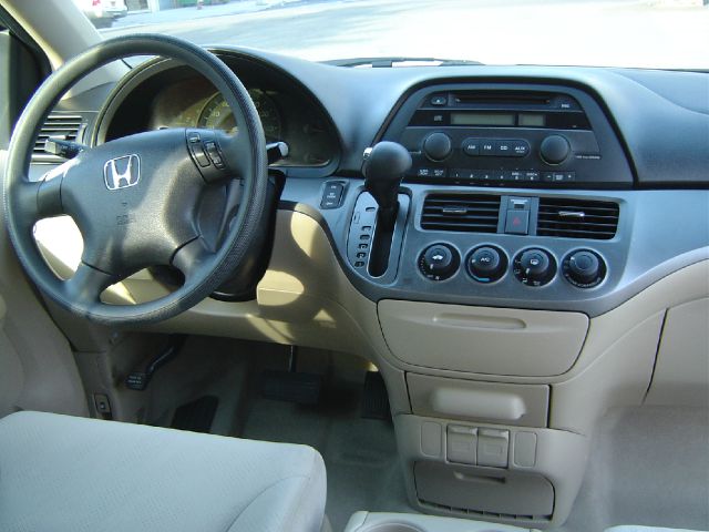 Honda Odyssey 2007 photo 2