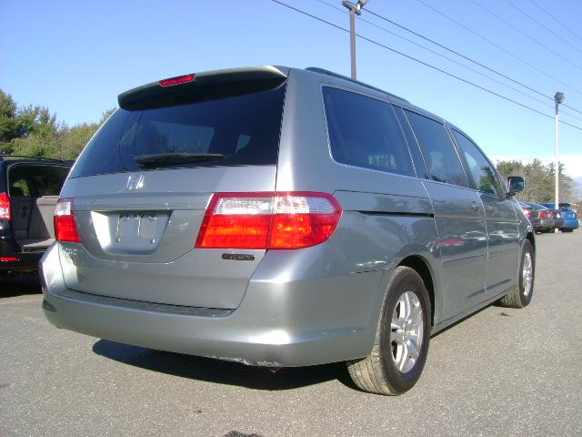 Honda Odyssey 2007 photo 3