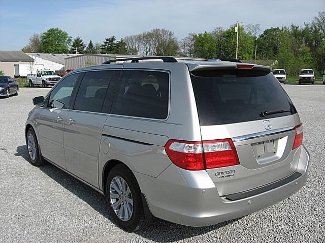 Honda Odyssey 2007 photo 3