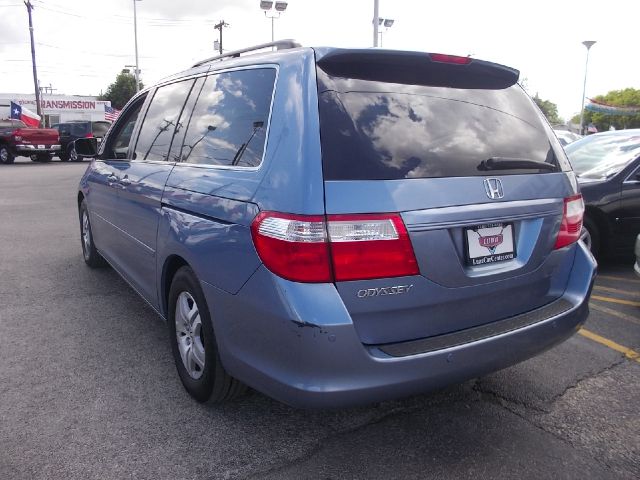 Honda Odyssey 2007 photo 2