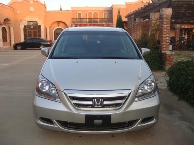 Honda Odyssey 2007 photo 2