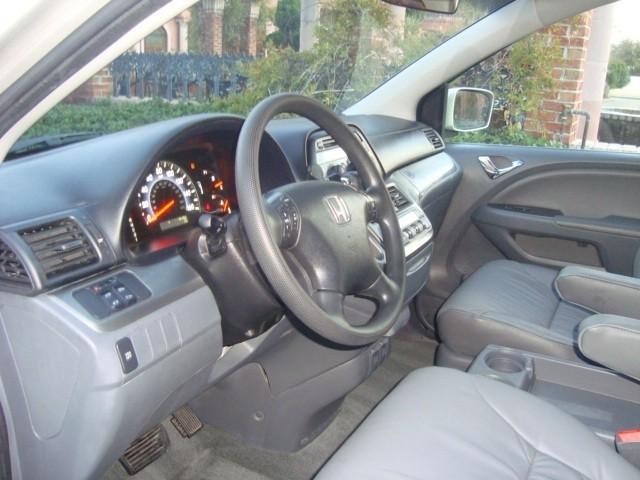 Honda Odyssey 2007 photo 4