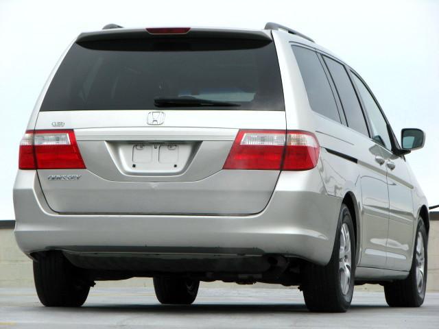 Honda Odyssey 2007 photo 3