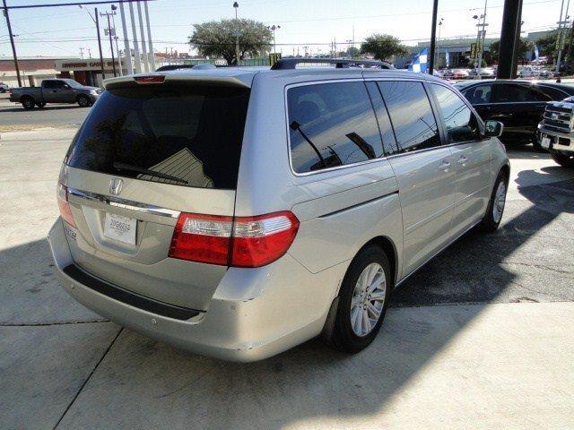 Honda Odyssey 2007 photo 3