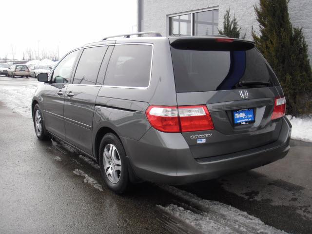 Honda Odyssey 2007 photo 4