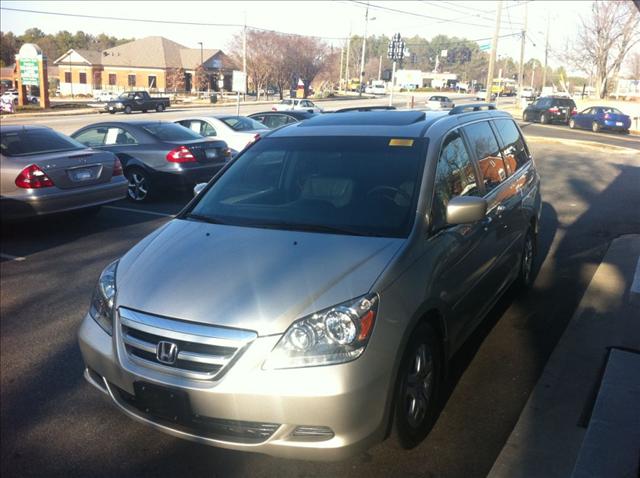 Honda Odyssey 2007 photo 2