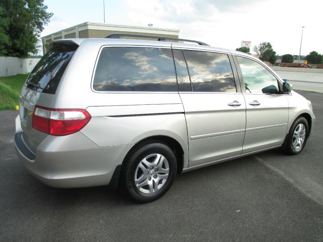 Honda Odyssey 2007 photo 3