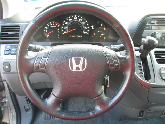 Honda Odyssey 2007 photo 4