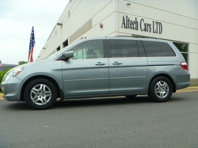 Honda Odyssey 2007 photo 3