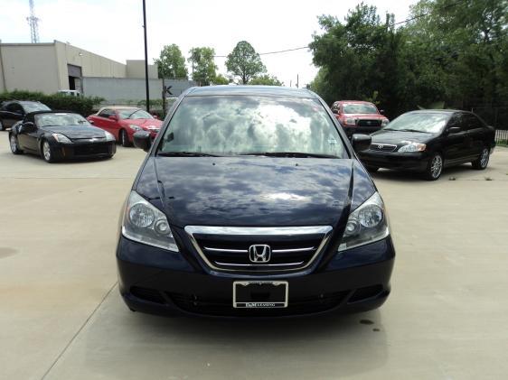 Honda Odyssey 2007 photo 2