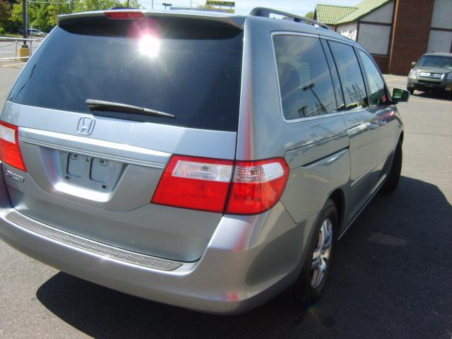 Honda Odyssey 2007 photo 3