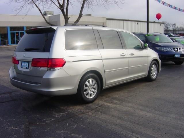 Honda Odyssey 2009 photo 2