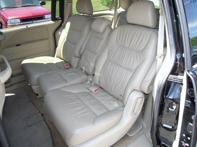 Honda Odyssey 2009 photo 2