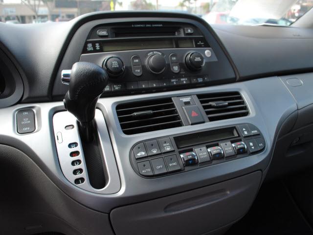 Honda Odyssey 2010 photo 5