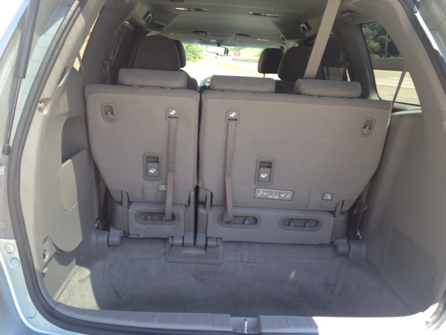 Honda Odyssey 2010 photo 4