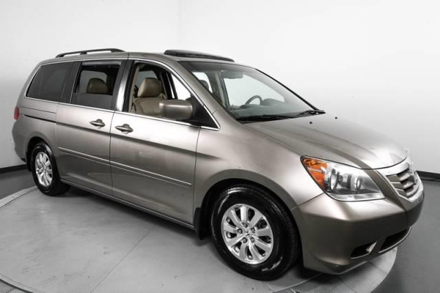 Honda Odyssey 2010 photo 1