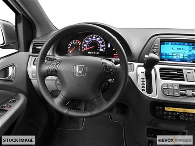 Honda Odyssey 2010 photo 3