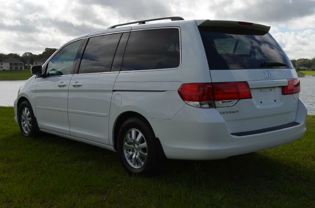 Honda Odyssey 2010 photo 5