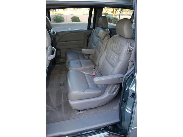 Honda Odyssey 4dr Sdn LT 3.5L Sedan MiniVan