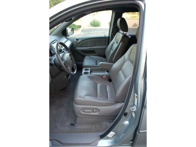 Honda Odyssey 2010 photo 12