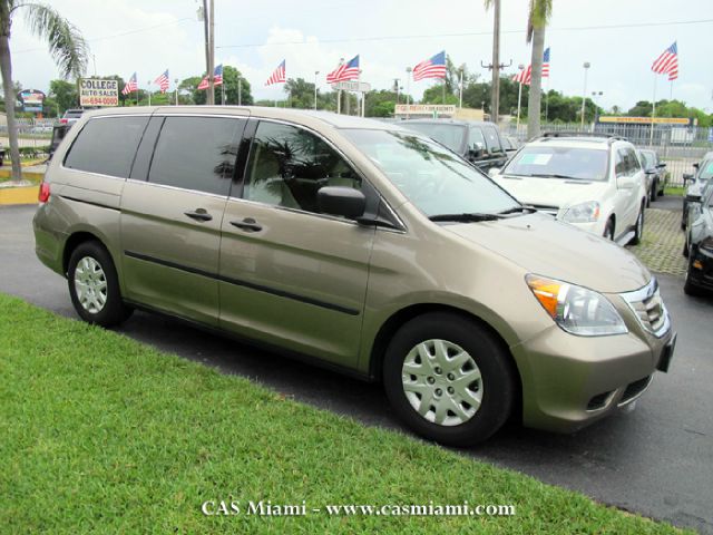 Honda Odyssey 2010 photo 1