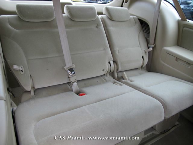 Honda Odyssey 2010 photo 5