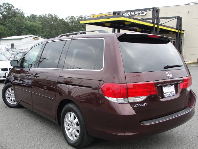 Honda Odyssey 2010 photo 1