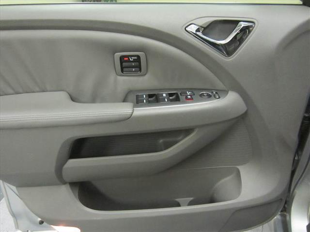 Honda Odyssey 2010 photo 1