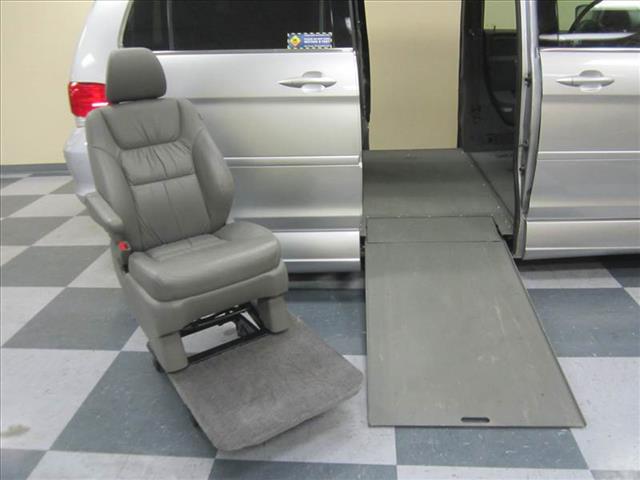 Honda Odyssey 2010 photo 10