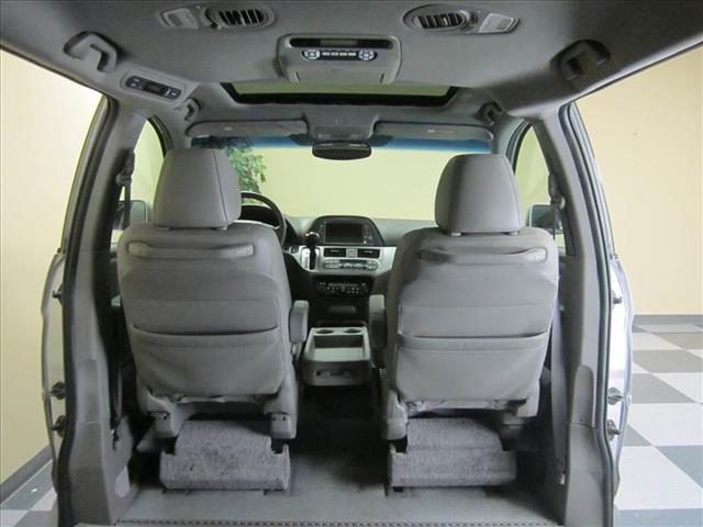 Honda Odyssey 2010 photo 6