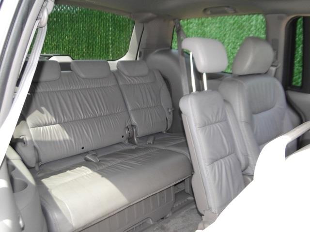 Honda Odyssey 2010 photo 4