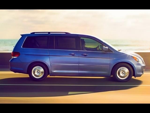 Honda Odyssey 2010 photo 3