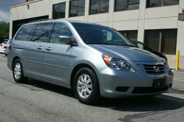 Honda Odyssey 2010 photo 1