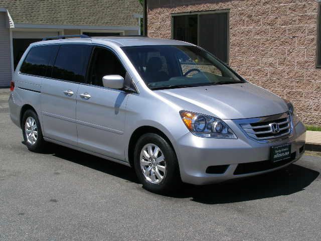 Honda Odyssey 2010 photo 3