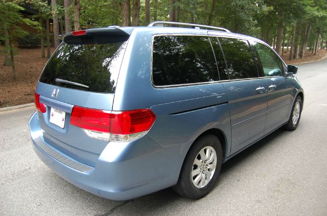 Honda Odyssey 2010 photo 3