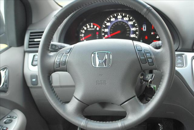 Honda Odyssey 2010 photo 16