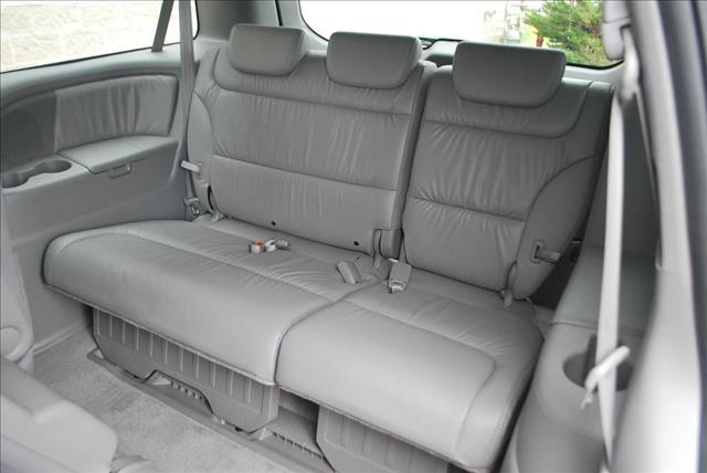 Honda Odyssey 2010 photo 22