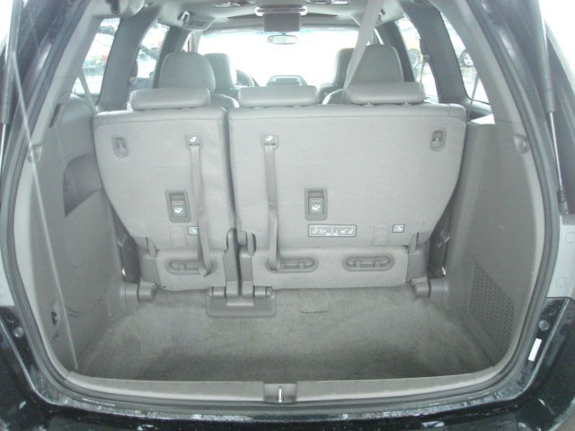 Honda Odyssey 2010 photo 4