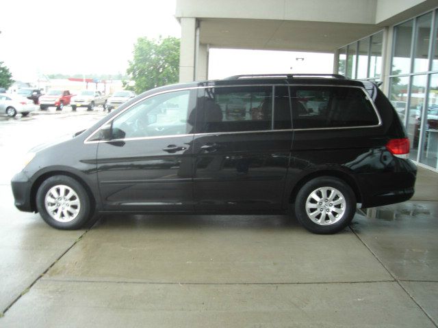 Honda Odyssey 2010 photo 9