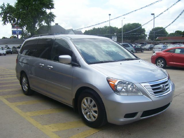 Honda Odyssey 2010 photo 3