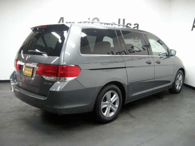 Honda Odyssey 2010 photo 1