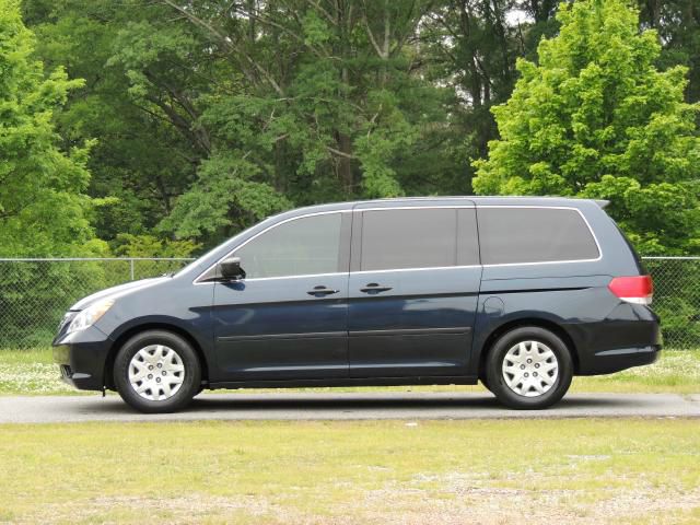 Honda Odyssey 2010 photo 2