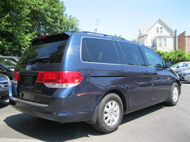 Honda Odyssey 2010 photo 1