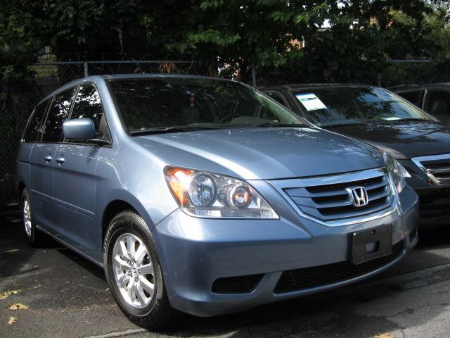 Honda Odyssey Crew Cab 126.0 WB LS Z71 MiniVan