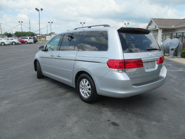 Honda Odyssey 2010 photo 3