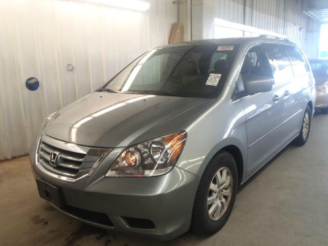 Honda Odyssey 2010 photo 2