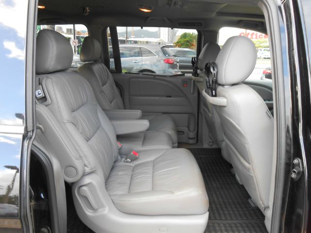 Honda Odyssey 2010 photo 3