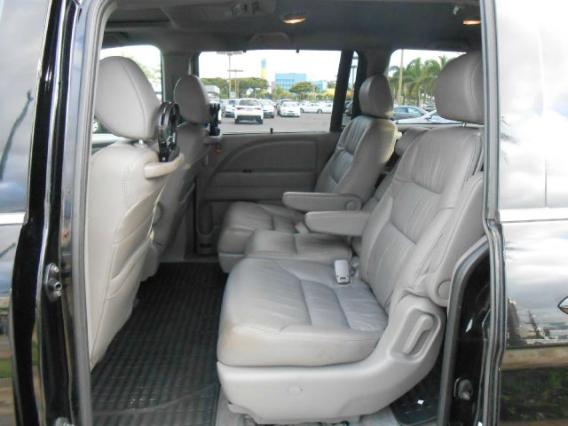 Honda Odyssey 2010 photo 4